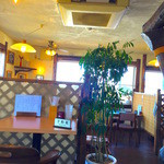 山ぼたん - 店内
      