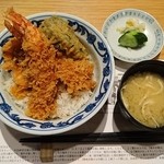 天ぷら新宿つな八 - 大海老天丼（1600円＋税）