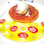 サロン・ド・テ ロザージュ - 