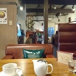 CAFFE' JIMMY BROWN - 店内