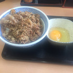 吉野家 - 牛丼大盛550円と玉子60円