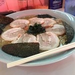 チャーシュー麺 800円+麺中盛り 100円
