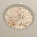 hd'or - 筍のピュレ　伊勢どりのせせりとポーチドエッグの燻製トリュフ風味のソース