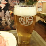 BERG - 生ビール　なんと３２４円よ！！！