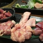 鶏焼肉くぼかわ - 炙り五種盛り合わせ