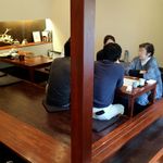 手打ち蕎麦 やの志ん - 店内はカウンター/小上がり/テーブル席