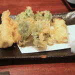 季節の山菜天婦羅「たらの芽/こしあぶら/山独活/こごみ」