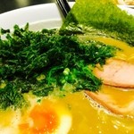 ラーメンの寳龍 - 鶏豚コク醤油 ¥770- 青のりトッピング
濃厚に青のり良ぃ感じ(ㅅ´ ˘ `)