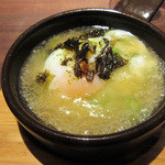 モーネ - 【7.メイン】あんかけチーズリゾット 温泉卵 スナップエンドウ うすい豆