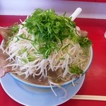 ラーメン 福 小幡店 - 特製ラーメン（野菜多め）￥800