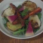 信濃月 - 季節の野菜サラダ（コース内の1品）　グリル野菜の旨み・甘みは主役級