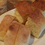 エミリア - パン