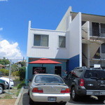 Ono Seafood - 奥のブルーのの入り口は見落としがち