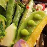 レストラン団欒 - 新鮮で旨みの豊富な野菜がたくさん乗ってます