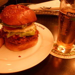 エーエス クラシックス ダイナー - 2016/5　ハイネッケン生ビールＲと一緒に♪