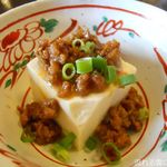 和バル　よしのいえ - 肉味噌豆腐