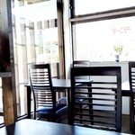 ピム サイアム - テーブル席