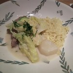 神保町 傳 - （2016/5　訪問）裏傳、寺田さんから羊肉のクリームシチュー、クスクス添え。羊肉苦手の私でも羊肉の香りが美味しいと感じた逸品。すごい！