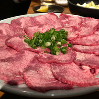 焼肉 にくなべ屋 神戸びいどろ 北野坂店 - 
