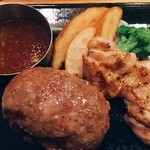 ビッグボーイ - 大俵ハンバーグ＆チキンステーキセット