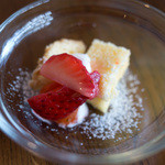 BREAD＆DISHES　MUGINOKI - 食後のデザートもプチサイズ。でもメチャ美味でした！