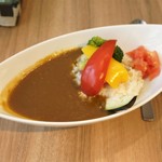 グリーン ボンズ カフェ - 王様トマトカレー　850円＝16年5月