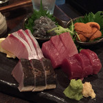 アキチ - 刺身盛り合わせ