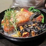 レストラン バカール - フランス 古代純血種　ビゴール豚のロースト 