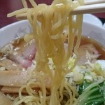 中華楼 - 麺アップ