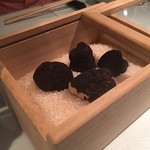 おにく 花柳 - サマートリュフ