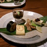 名古屋名物 みそかつ 矢場とん 東京銀座店 - 前菜