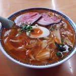 豚珍館 - スタミナラーメン（700円）