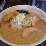 ハッスルラーメンホンマ 篠崎店 - 