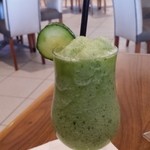 BYTE Cafe & Restaurant - ドリンク写真:Kiwi, Apple Mint Cucumberのスムージー