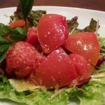 Bar Lounge I - フルーツトマトのイタリアンサラダ