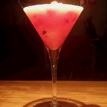 Bar Lounge I - アメリカンチェリーとフランス産ウォッカのマティーニ