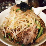 麺と飯 駅前食堂 - 汁なし黒ゴマ坦々麺