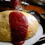 オムライス・大盛（950円）