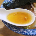 中華そば 多賀野 - スープ