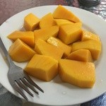 高雄婆婆冰 - 芒果切盤(60NT$、約240円)