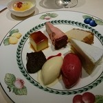 レ・セレブリテ - お好きなものをお好きなだけ…それにしても盛り過ぎ！