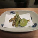 石葉 - 若鮎とたらの芽の衣揚げ