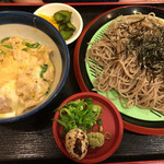 Otafukushokudou - 親子丼とざるそばセット！