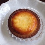 BAKE CHEESE TART - 焼き目がそそるでしょ