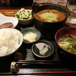 食い飲み屋 BUN - 牛スジ煮込み定食