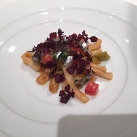 リストランテ ドゥエ フィオーリ - ジェメッリ キビナゴのマリネとフキノトウ風味のプッタネスカ