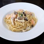 ヴィア トスカネッラ - 小エビとキノコのクリームソース（2016.4）