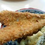 愛南 市場食堂 - 一切れが結構でかい。