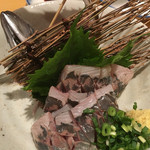 焼き鳥春 - めっちゃ肉厚でぶりぶりのアジ刺し