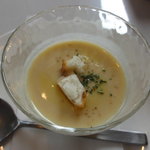 ジゾー＆パドウシャ - 冷製スープ（コーン）